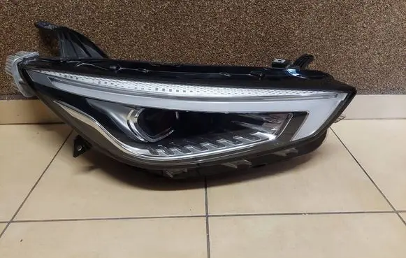 MG ZS Headlight/headlamp 11275386
