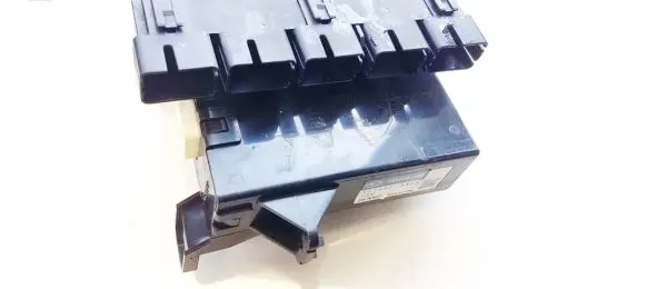Subaru Outback Comfort/convenience module 1776008463 177600-8463
