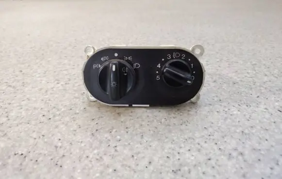 Light switch