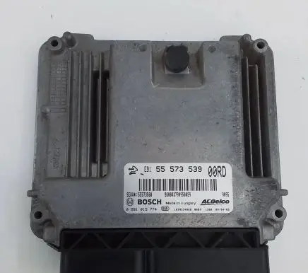 Opel Insignia A Engine control unit/module 55573539 55573560 0281015774