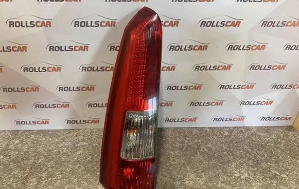 Volvo V70 Rear/tail lights 9154493