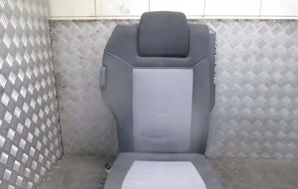 Opel Zafira B Front driver seat 