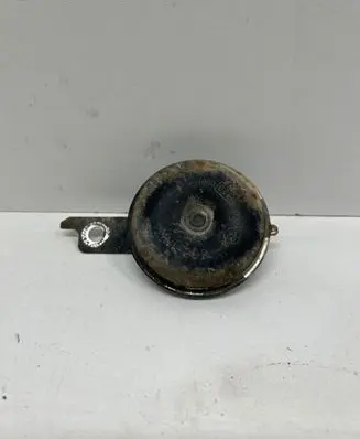 Subaru Impreza II Horn signal E13000061