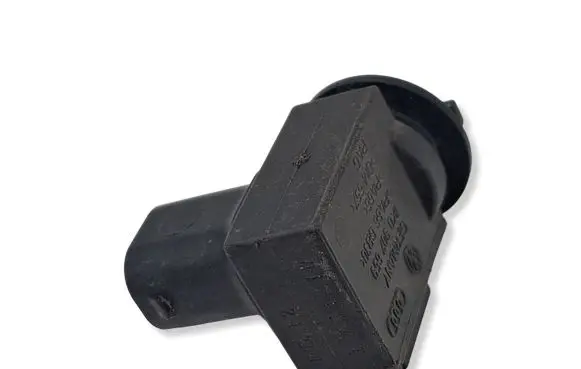 Volkswagen Touran II Air quality sensor 1K0907659