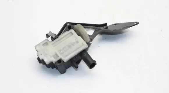 BMW Z4 E89 Fuel tank cap lock 7200675