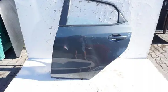 Mazda 2 Rear door