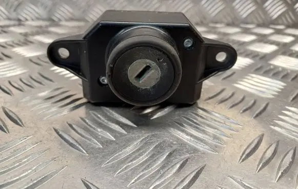 Audi A6 S6 C6 4F Ignition lock 4F0909131E 4F0910131E