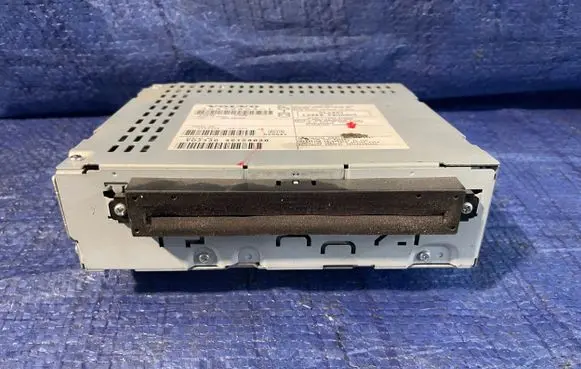 Volvo V50 CD/DVD changer 30679804 46159030