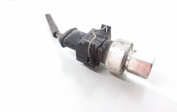 Air conditioning (A/C) pressure sensor