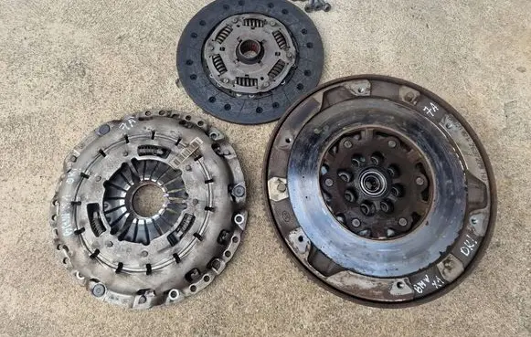 BMW X1 E84 Clutch set kit 7622936 7637279 7552656