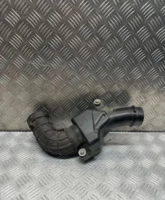 Honda CR-V Air intake duct part ATP153