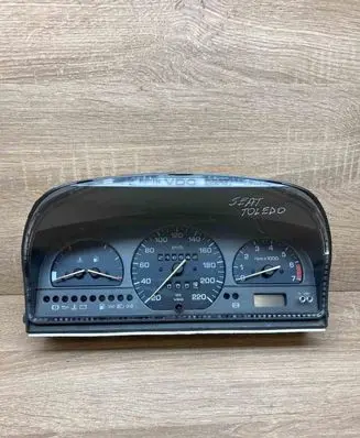Seat Toledo I (1L) Speedometer (instrument cluster) 1L0919033BM 81117785