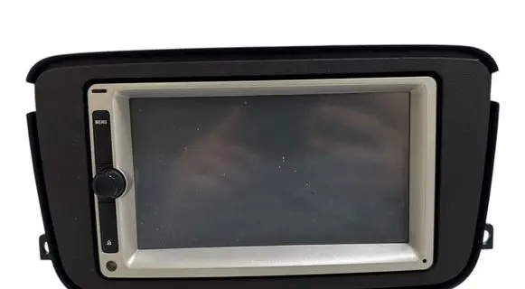 Smart ForTwo II Radio/CD/DVD/GPS head unit A4519060480 0022301 7649051110001