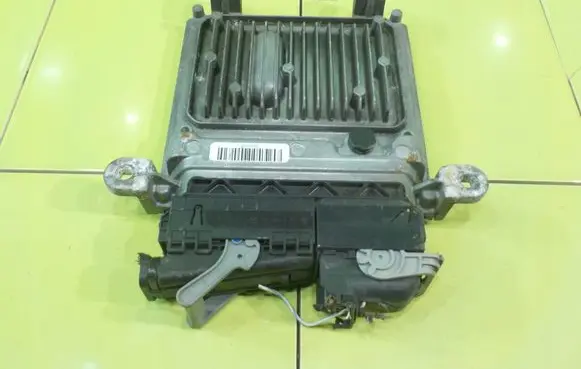 Jeep Compass Engine control unit/module P05150352AF