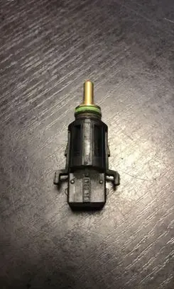 BMW 5 E60 E61 Coolant temperature sensor 1433077