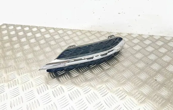 Mercedes-Benz C W204 Front bumper lower grill A2048803224