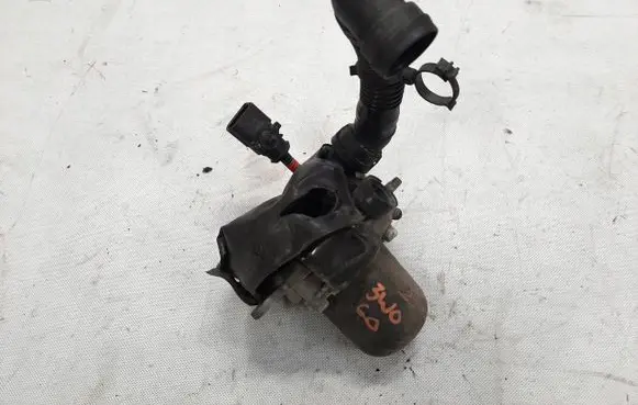 Bentley Flying Spur Secondary air pump 11800068