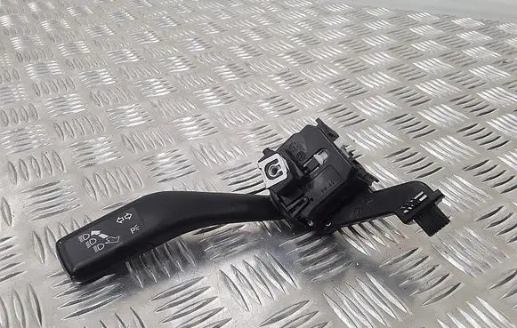 Volkswagen Tiguan Light switch 1K0953513E ANP80H012C