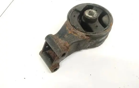 Opel Signum Engine mount bracket