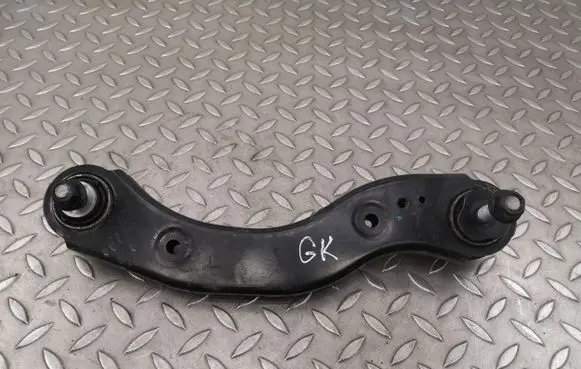 Rear upper control arm/wishbone