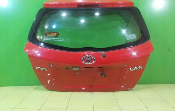 Toyota Yaris Tailgate/trunk/boot lid WP143