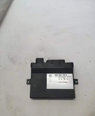 Volkswagen Touareg I Door central lock control unit/module 3D0909135N 5WK47021 5WK48825
