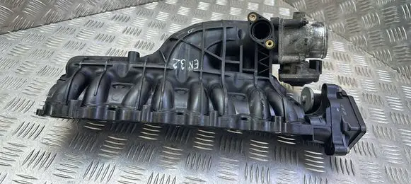KIA Sportage Intake manifold 283812F000 283102F310