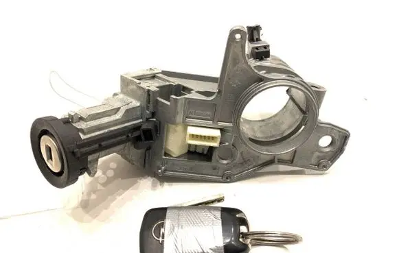 Opel Astra H Ignition lock N0501882