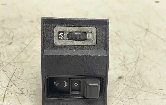 BMW 5 E34 Light switch
