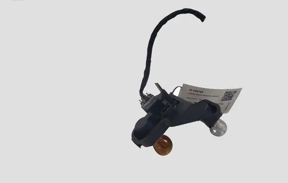Volvo V40 Tail light bulb cover holder 31299833