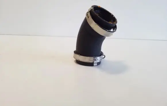 Land Rover Evoque II Intercooler hose/pipe
