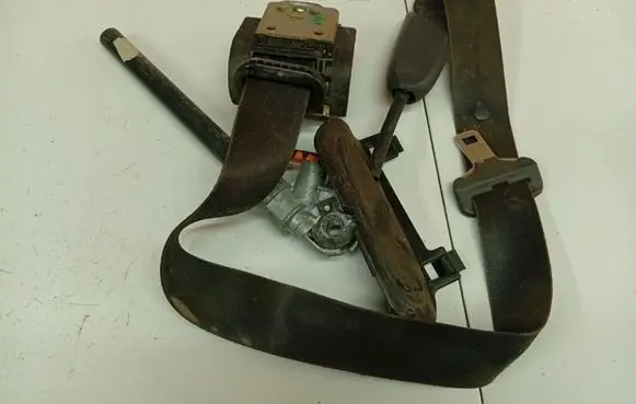 Renault Scenic II - Grand scenic II Rear seatbelt