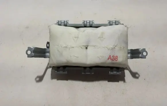 Toyota Hilux (AN120, AN130) Passenger airbag 739600K050