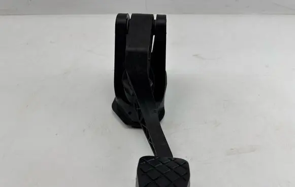Volkswagen T-Cross Clutch pedal 2Q2721059H