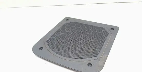 BMW 2 F46 Subwoofer grill/trim 9265334