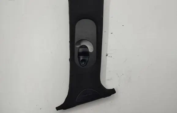 Maserati Quattroporte (B) pillar trim (top) 68215800