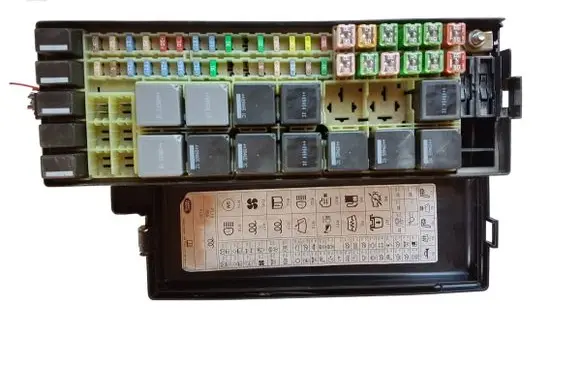 Land Rover Range Rover Sport L320 Fuse box set AH3214290 AH3214290BFB 2009859125