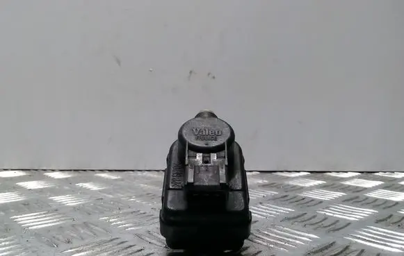 Land Rover Freelander Headlight level adjustment motor 