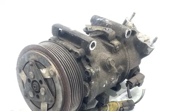 Peugeot 308 Air conditioning (A/C) compressor (pump) 9671216280
