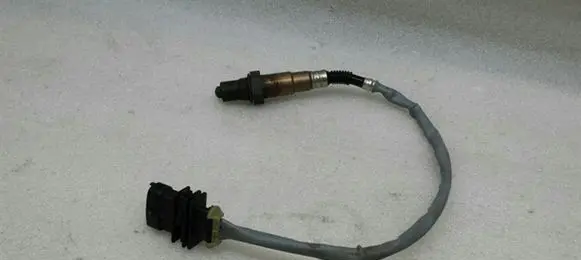 Opel Astra J Lambda probe sensor 55563348
