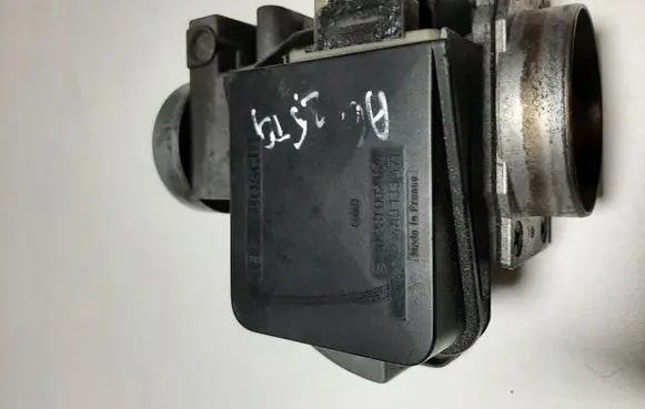 Audi A6 S6 C4 4A Mass air flow meter 0281002074 4A0133471