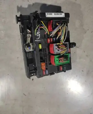 Chrysler Grand Voyager V Fuse module 9657608780