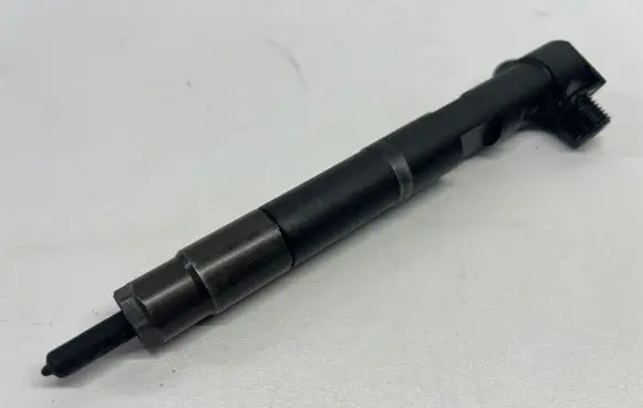 Mercedes-Benz E W212 Fuel injector A6510703287