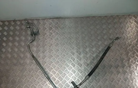 Mitsubishi Pajero Air conditioning (A/C) pipe/hose