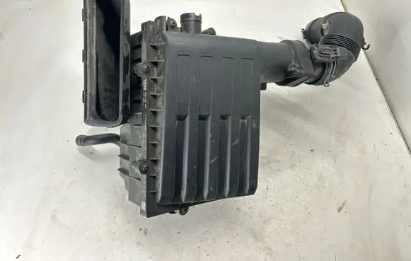 Volkswagen Tiguan Allspace Air filter box 5QN129607