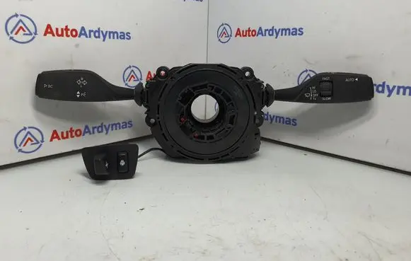 Steering wheel axle set