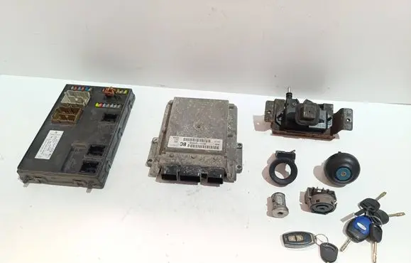 Engine ECU kit and lock set