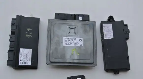 BMW M5 CAS control unit/module 7842123