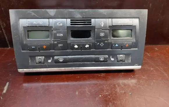Audi A4 S4 B6 8E 8H Climate control unit 8E0820043AB 1203093