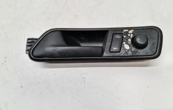 Volkswagen Caddy Central locking switch button 2K1837113B